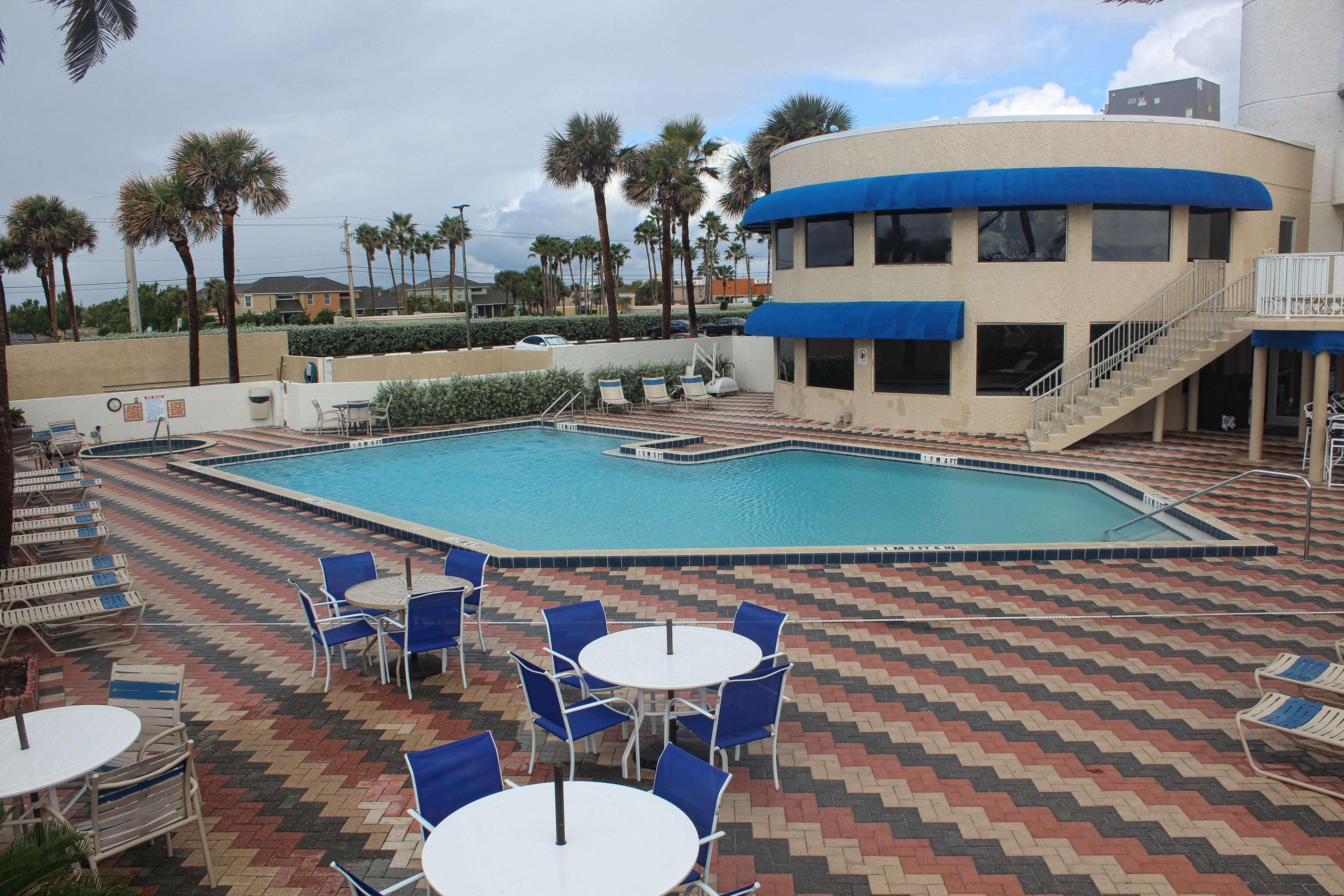 Radisson Suite Hotel Oceanfront Melbourne Exterior photo